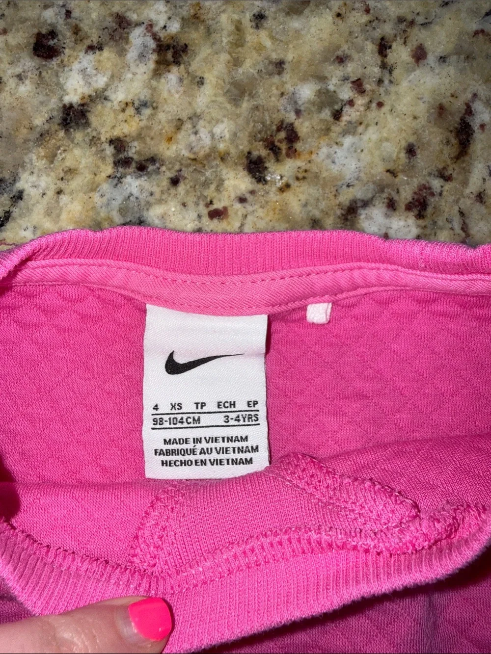 Nike Hot Pink Quilted Sweatshirt and Joggers Set - Picture 2 of 8